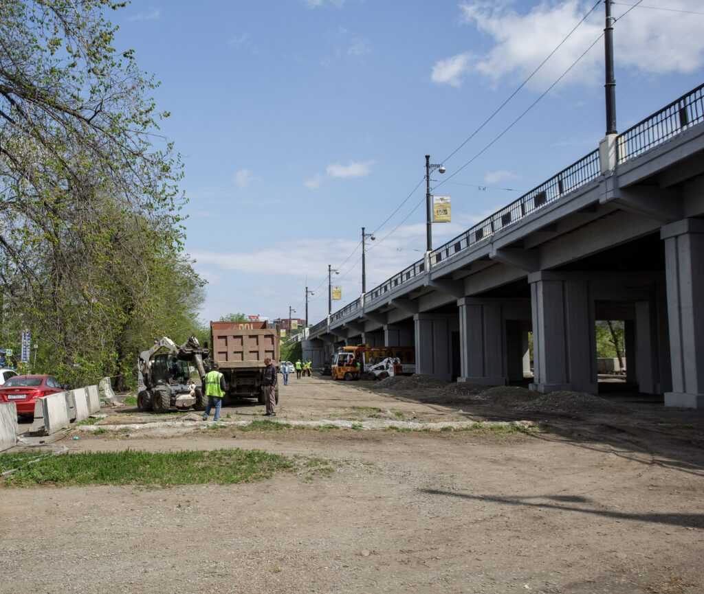 ПарковкаГлазковМост